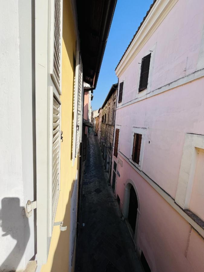 Apartamento La Casa sul Duomo Terni Exterior foto